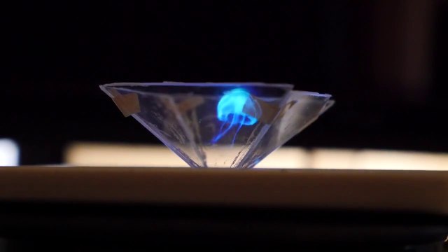 Transformer son smartphone en projecteur d’hologrammes