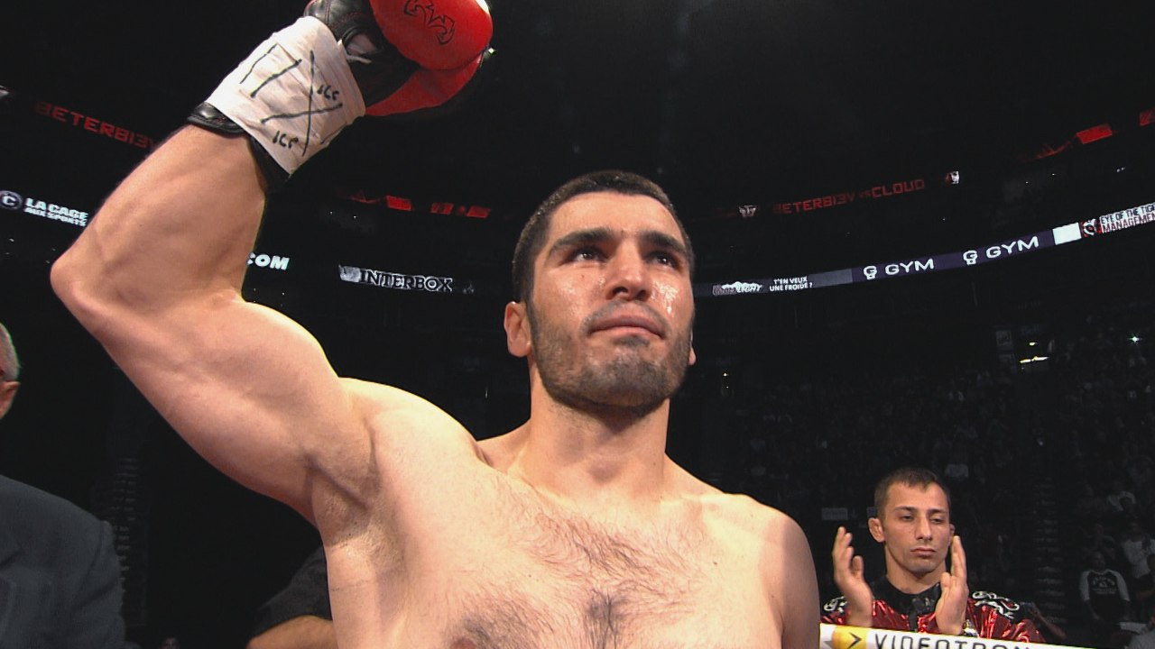 Dossier Beterbiev
