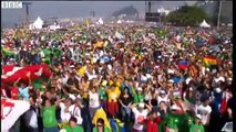 Rio De Janeiro FLASH MOB Pope Francis Farewell In Religious Fashion In Rio De Janeiro