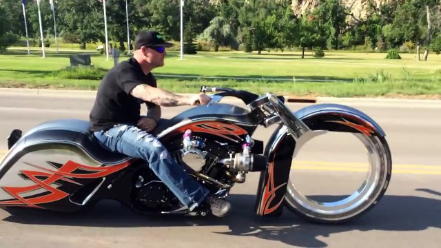 Ballistic Cycles 30 Hubless Wheel, Twin Turbo Harley Bagger! Baddest Bagger in Sturgis 2014