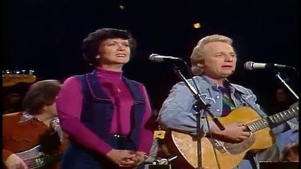 Merle Haggard - Silver Wings "LIVE"