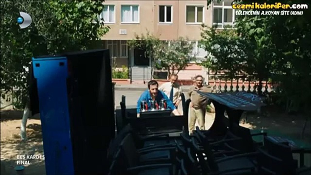 Beş Kardeş Dizisinin Gider Ayak Gönderme Yapması