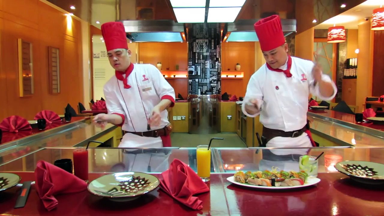 Teppanyaki show at Benihana in Beach Rotana Abu Dhabi
