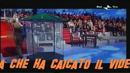 Maurizio Milani BERLUSCONI e italietta con gente e case intorno popolaritá del giornalismo tv