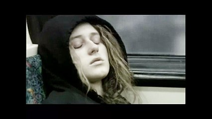 Είπαν ότι η ηρωίνη θα με ανέβαζε