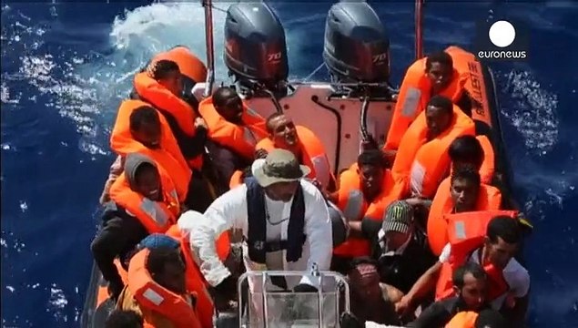 Еще 600 мигрантов спасены у берегов Ливии, тела 200 человек с затонувшего накануне судна не найдены