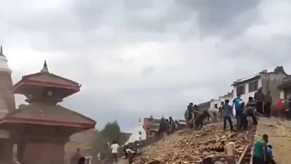 Amazing Video Shows Kathmandu Temples Destroyed by Earthquake