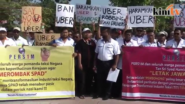 Tranformasi teksi gagal, pemandu demo di Putrajaya
