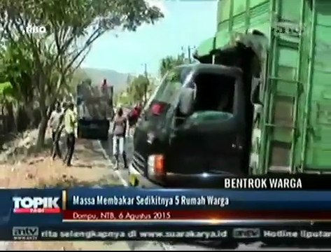 Warga Dua Kampung Bentrok, 5 Rumah Ludes Dibakar