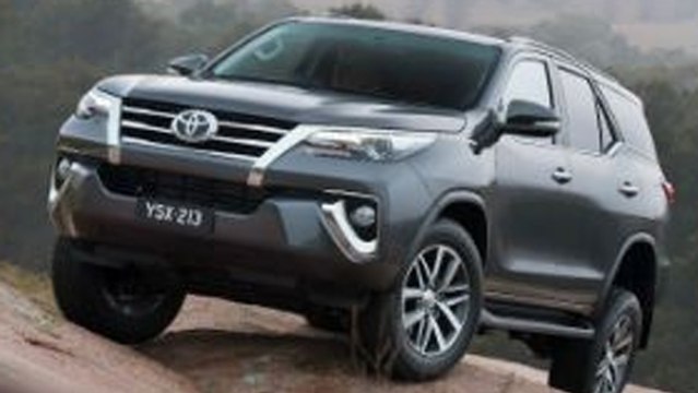 2015 Toyota Fortuner Walkaround Videos | 4x4 Diesel