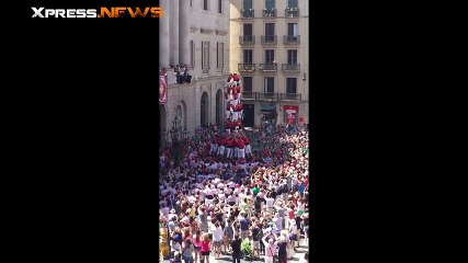Une pyramide humaine tourne au drame