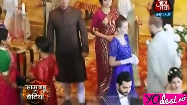 Gayaatri Ki Nasheeli Mohabbat ! – Ek Tha Raja Ek Thi Rani 7th August 2015