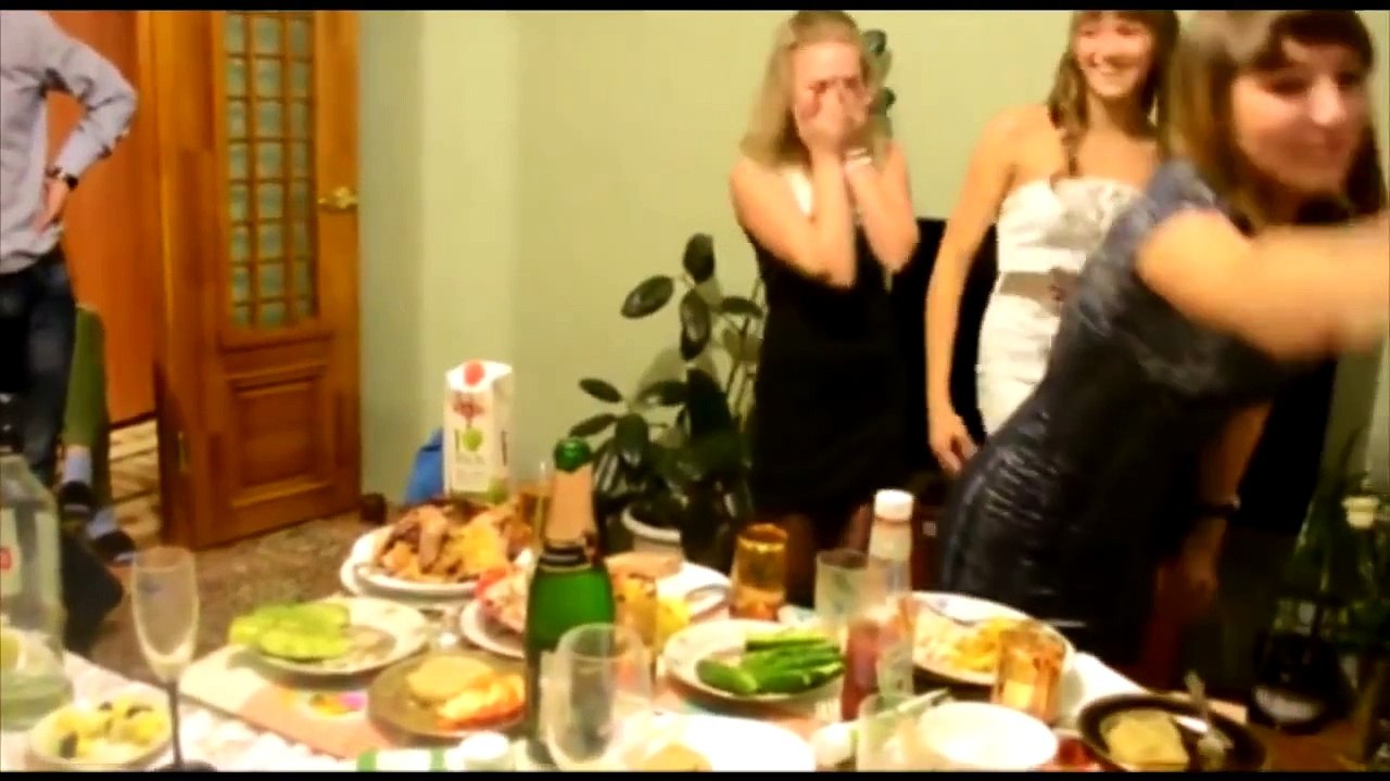 ★ People Doing Stupid Things, Epic Fail Compilation