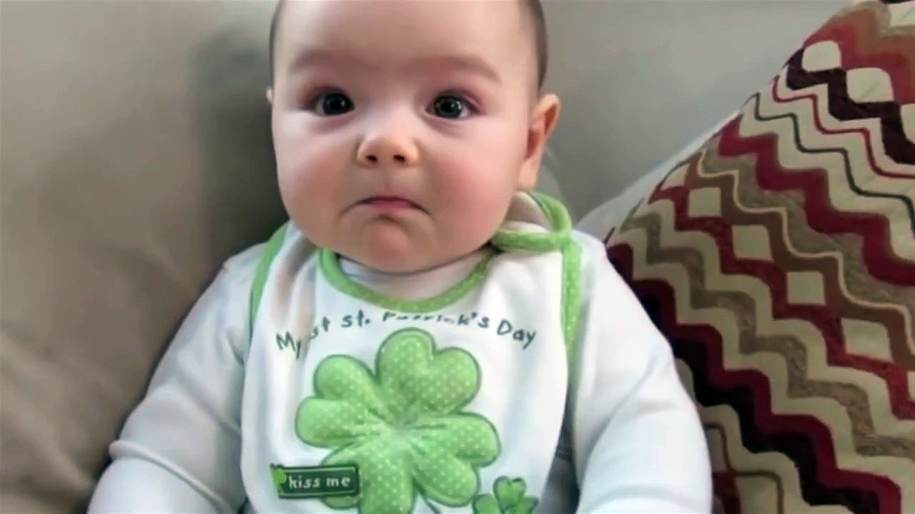 Baby cries when listening sings so cute (Synthetic) Best Funny Baby Videos 2015