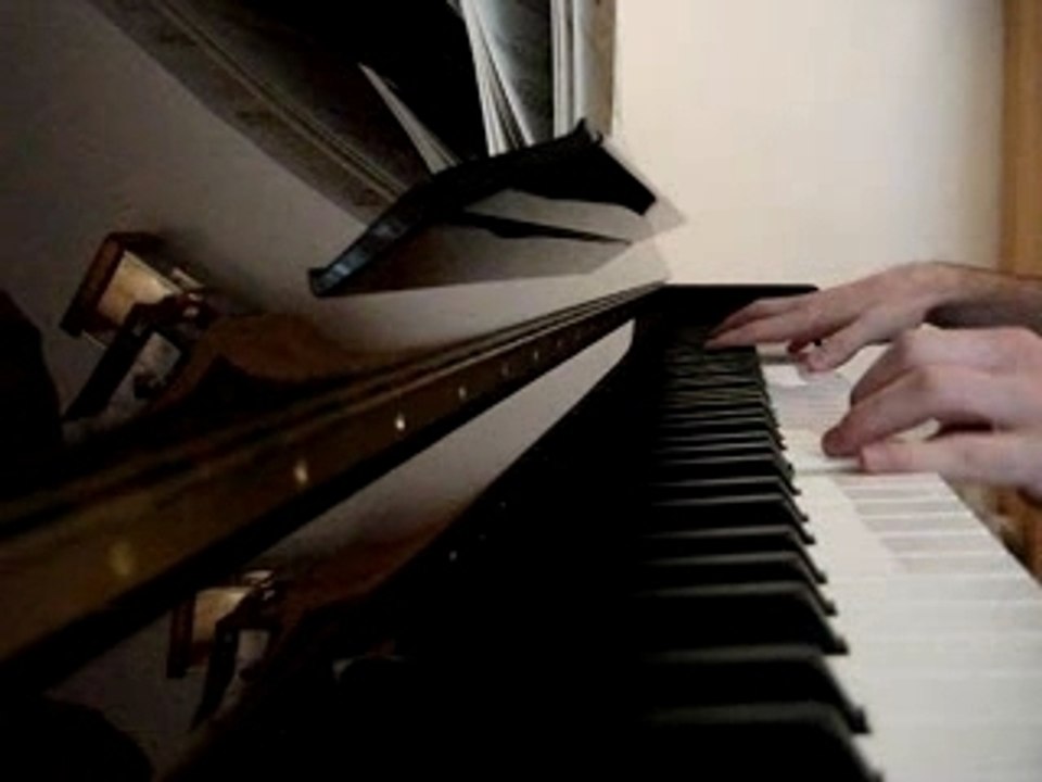 Laura's Theme - Craig Armstrong piano