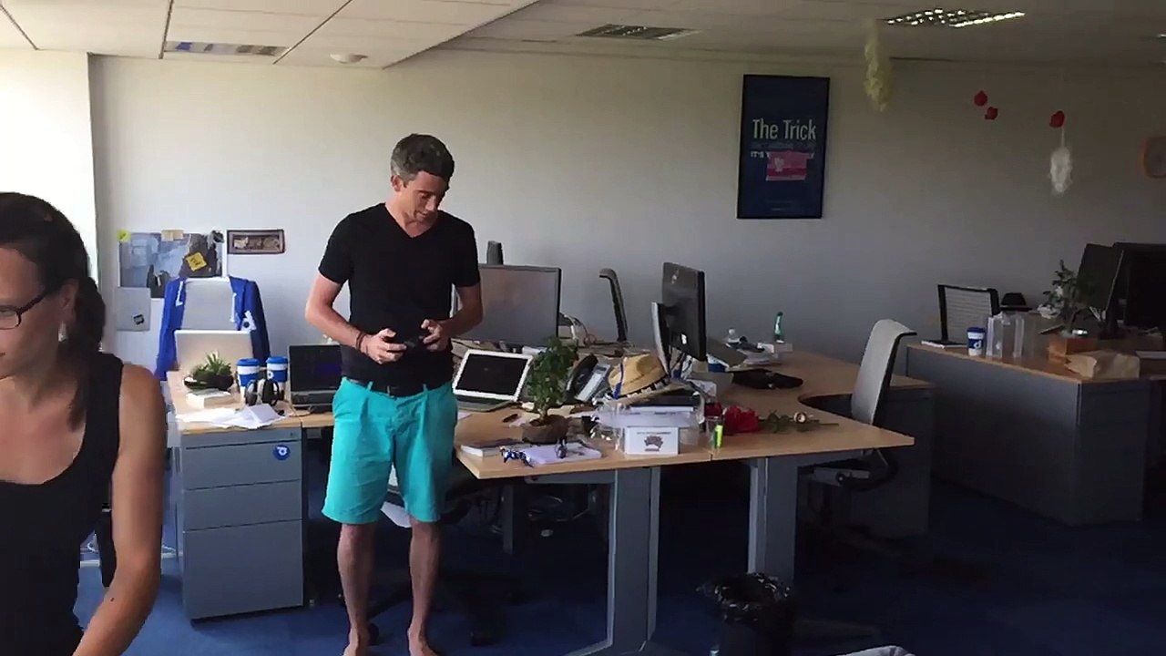 Drone Fight in Sophia Office 1/3