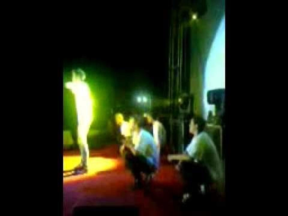 Performance Live tek Qyteti Studenti " Quest Style Crew "