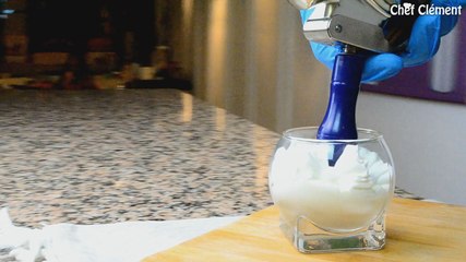 Recette : Chantilly salée au chèvre et miel au siphon