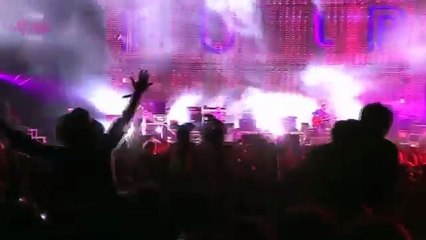 Pulp - Common People (Reading 2011)