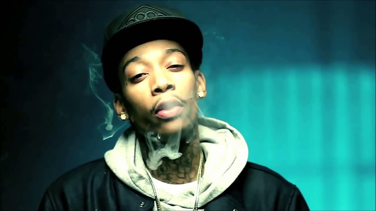 Wiz Khalifa (Feat Ghost Loft) - So High - Lyrics
