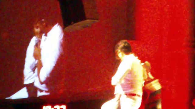 Nevaan Nigam Singing in front of Lata Mangeshkar with Sonu Nigam !