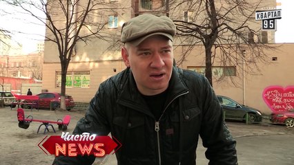 Жека на велосипеде.