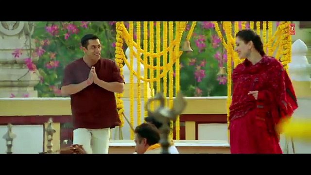 'Tu Chahiye' FULL VIDEO Song - Atif Aslam - Bajrangi Bhaijaan - Salman Khan, Kareena Kapoor.mp4