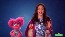 Sesame Street- Abby and Emmy Rossum Stay Focused!