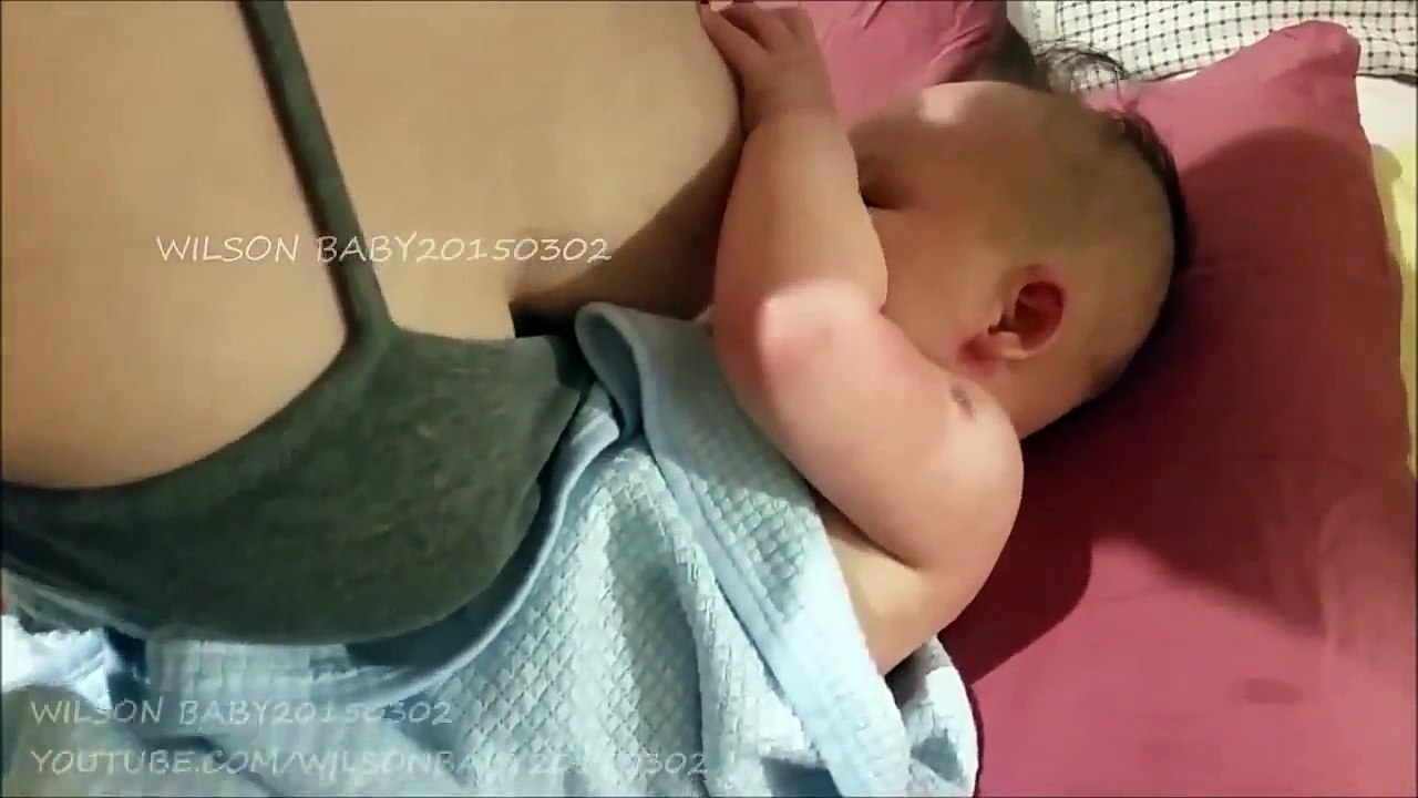 CUTE CHUBBY WILSON BABY BREASTFEEDING & ENOJYING IT ALOT DAY140