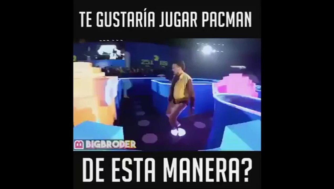 TE GUSTARIA JUGAR PACMAN DE ESTA MANERA