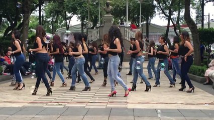 Ces mexicaines dansent la Kizomba. PLAISIR DES YEUX!