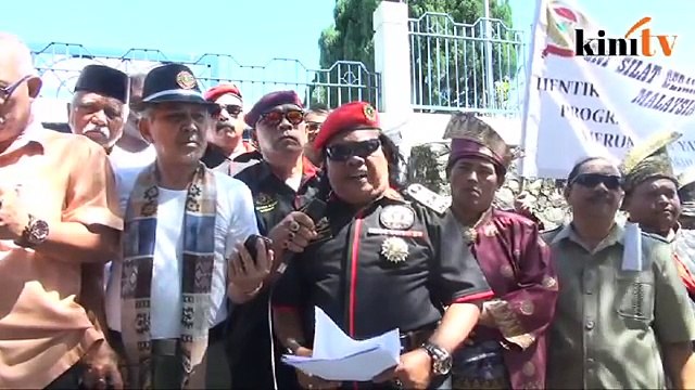 Hina Najib, Islam: NGO Melayu buat 7 laporan polis