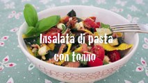 Ricetta: Insalata di pasta con tonno, mozzarella, pomodori, carciofi, olive, pinoli e basilico
