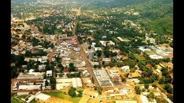 Ouaka Stars (Central African Republic) - Est C Que? (Musique Centrafricaine - 1980s)