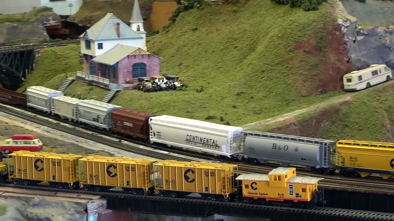 Upstairs HO Gauge Model Train Layout at the Hagerstown Roundhouse Museum