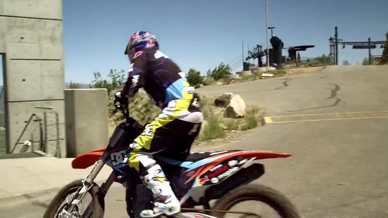 That's one insane jump to do on a dirt bike!