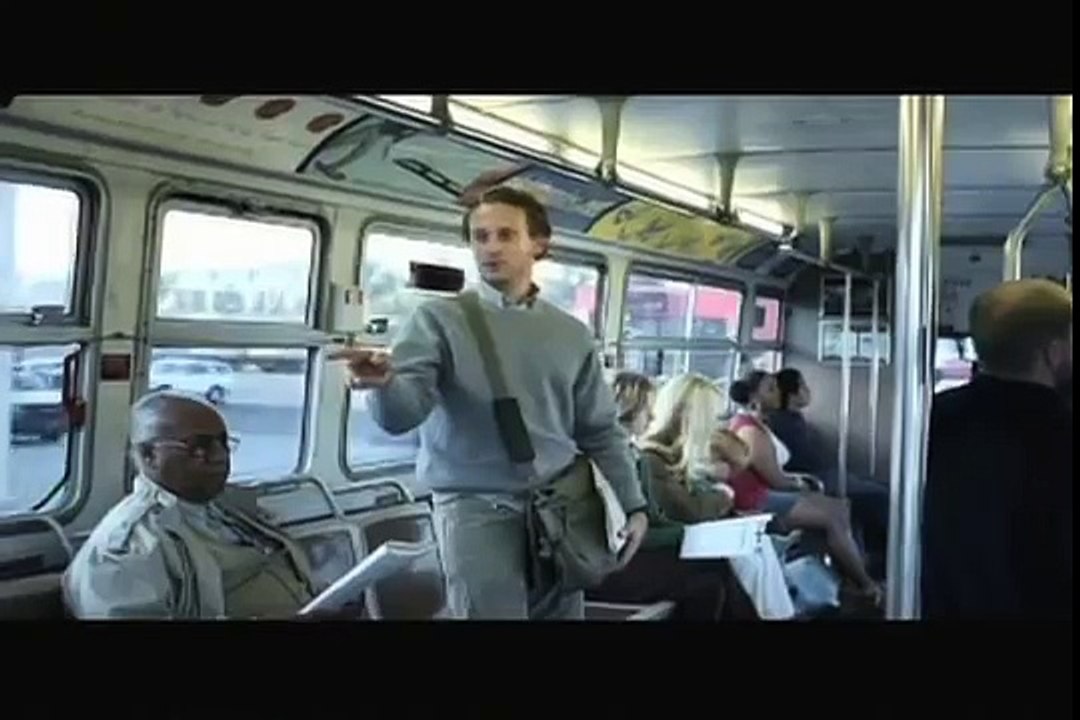 Amp'd Mobile - Bus Commercial