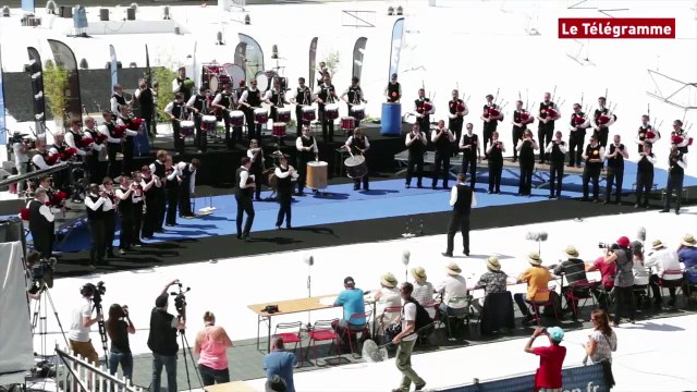 FIL 2015. Bagadoù : la prestation de Cap Caval