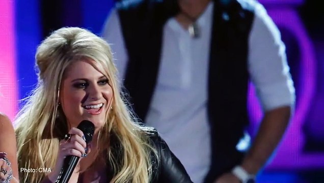 Ariana Grande & Little Big Town Perform Bang Bang (Spotlight Country)