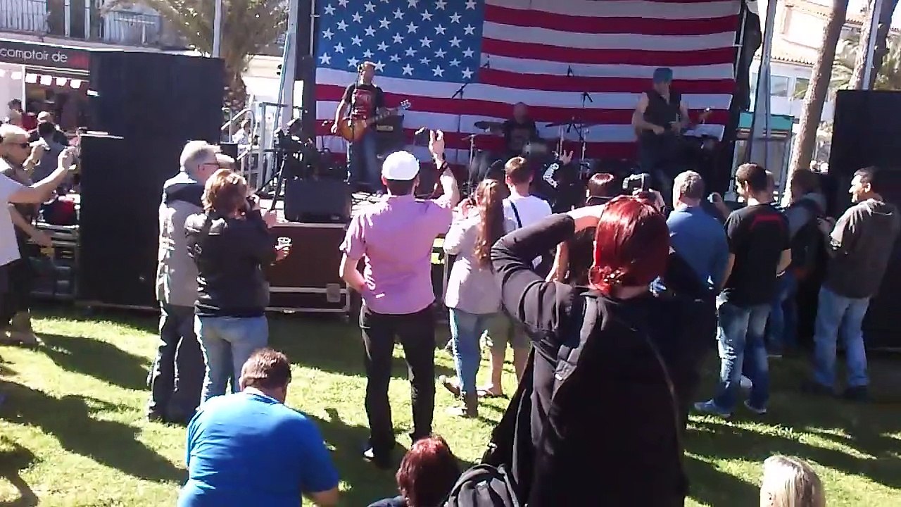 Ass Deus Tribute ACDC au Festival D'Argeles 6 Avril 2015