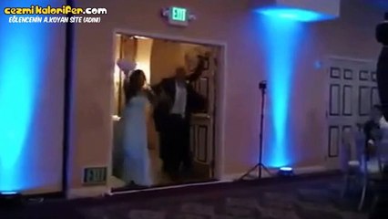 Düğünde Gelini Darma Duman Eden Damat