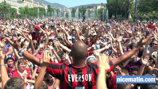 Clapping géant place Masséna pour lancer la saison du Gym