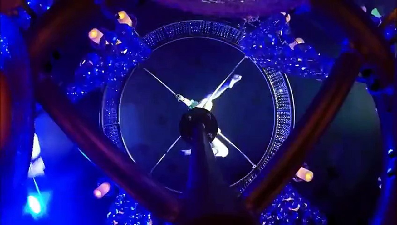 Chandelier Performance