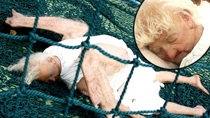 Real Angel Fell From Sky, Goes VIRAL | SHOCKING
