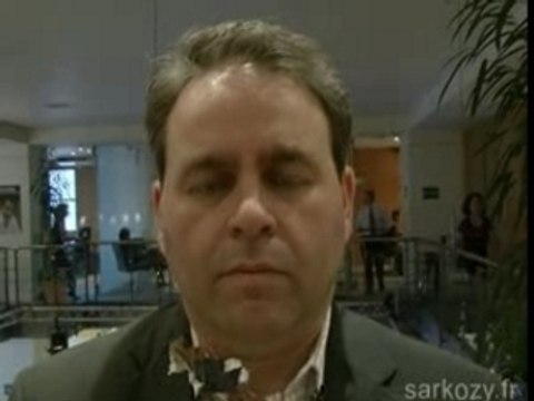 Xavier Bertrand précise Hortefeux