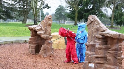 IN REAL LIFE: Rock 'Em Sock 'Em Robots