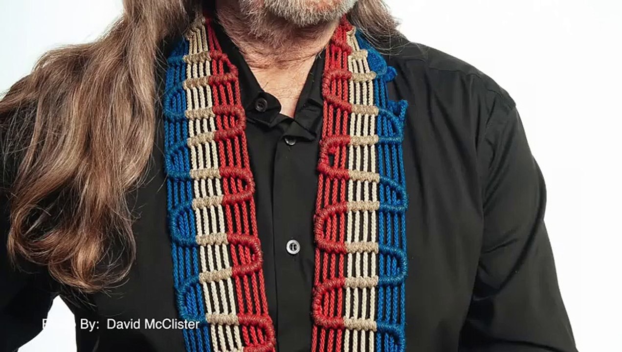 Spotlight Country - Willie Nelson   Don't Get High & Forget to Vote  (Spotlight Country)