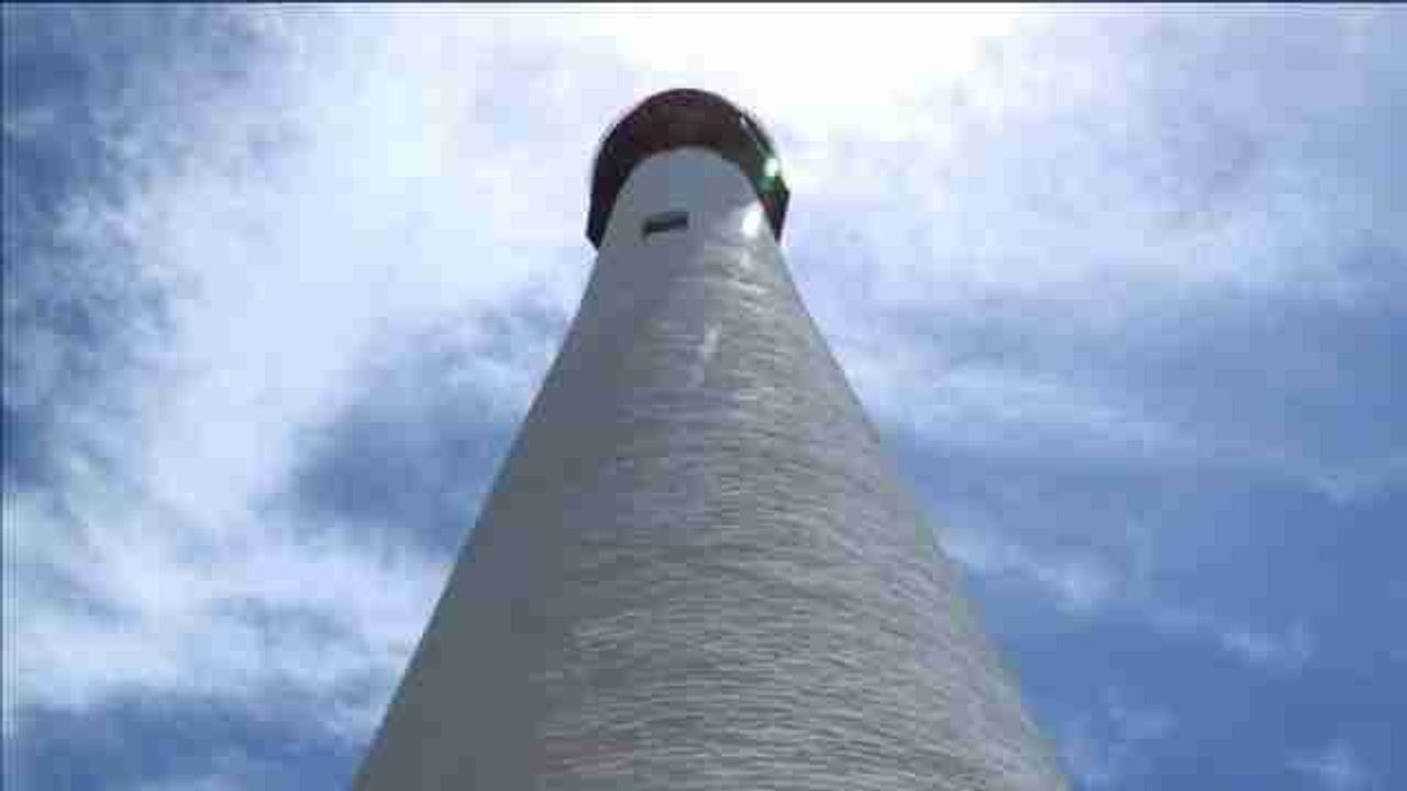 El histórico faro de Cabo Florida, un paraíso de playas y naturaleza