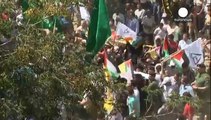 Cisgiordania: una folla al funerale del papà del bimbo palestinese arso vivo