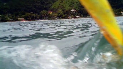 Reciclado, náutico em navegação, Ubatuba, SP, Brasil